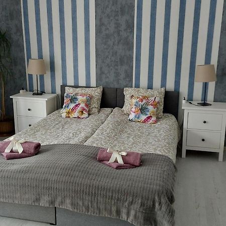 Апартаменты Apartament 42C Цехоцинек Номер фото